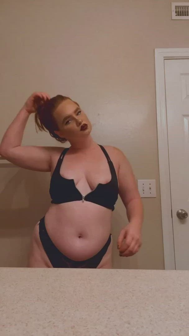 Lilbabybeks <strong>@lilbabybeks</strong> in porn video