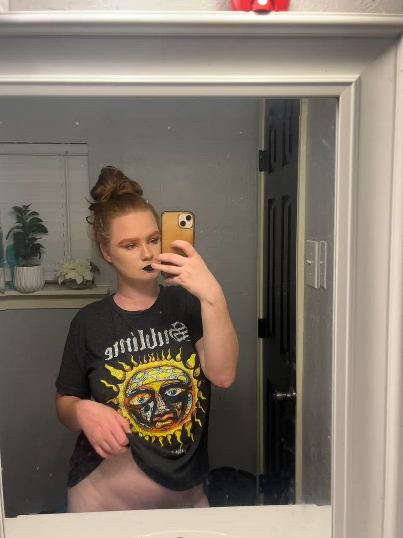 Lilbabybeks <strong>@lilbabybeks</strong> in porn video