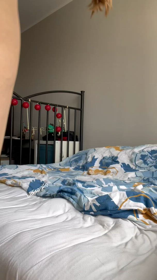 LilFragile <strong>@lilfragile</strong> in porn video