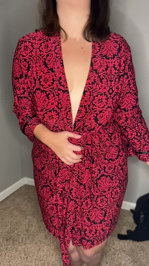 Londynnoelle316 <strong>@londynnoelle316</strong> in saggy tits onlyfans robe porn video
