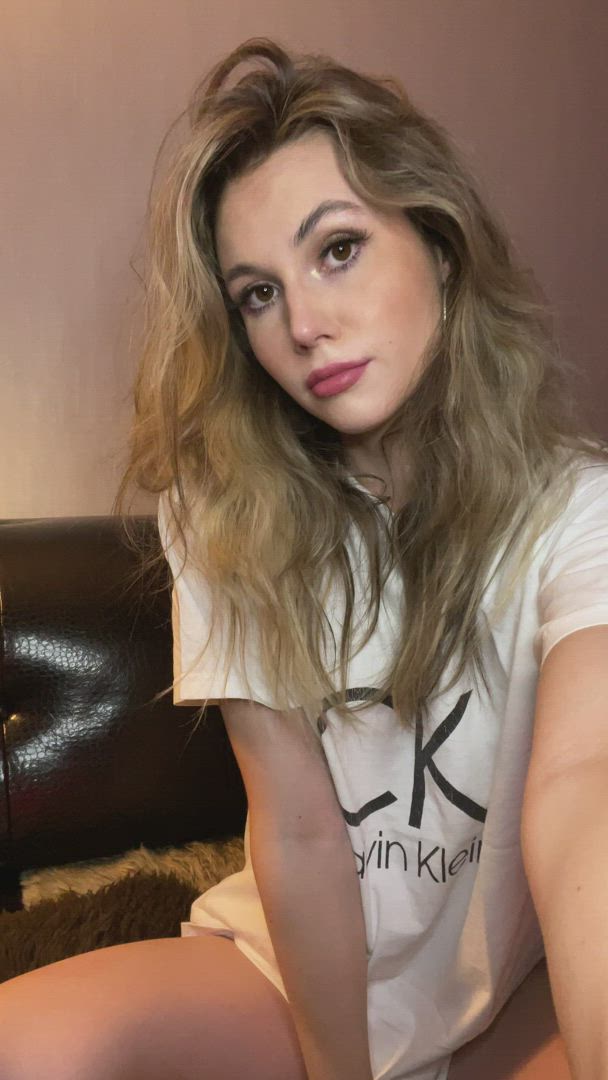 Miakoray <strong>@miakoray</strong> in natural tits teen porn video