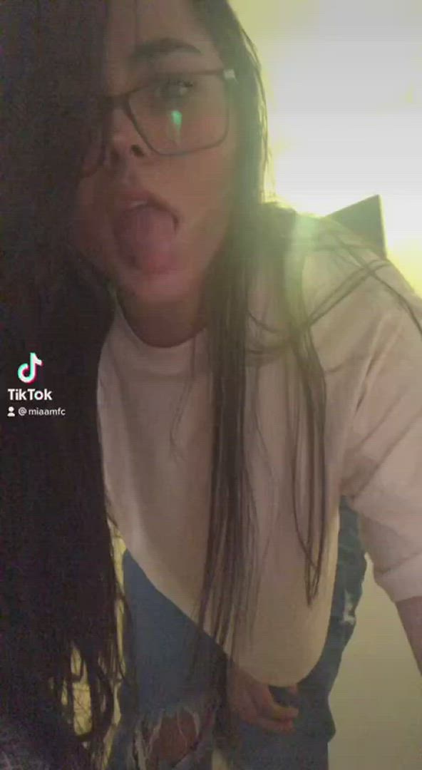 Miiamfc <strong>@miiamfc</strong> in lingerie big ass dancing porn video