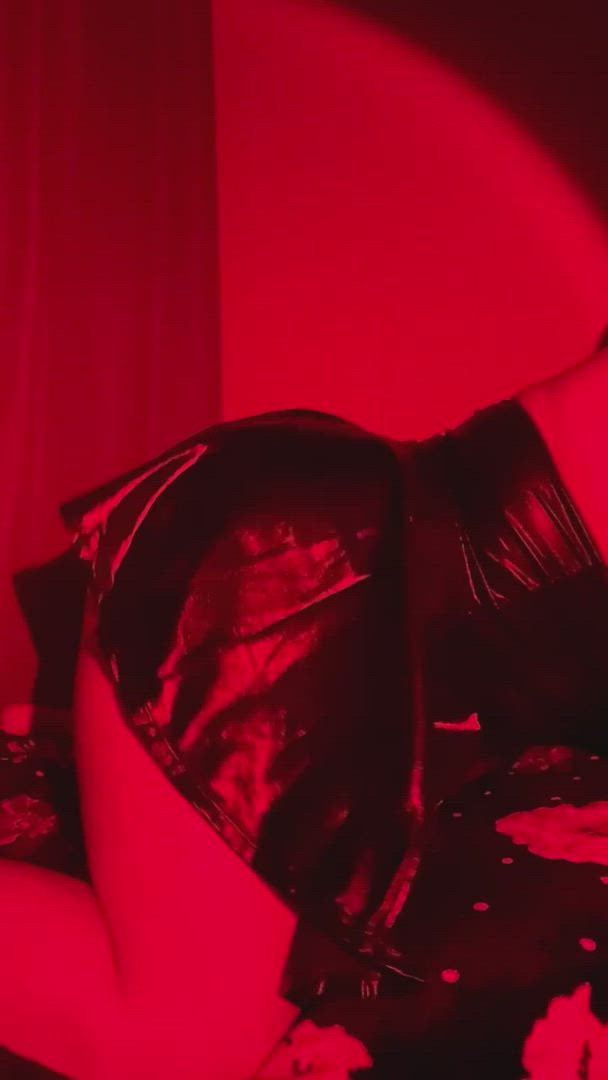 Milkontap <strong>@milkontap</strong> in porn video