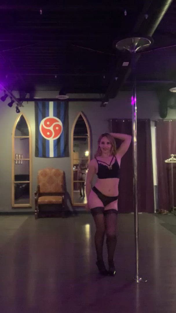  <strong>@minaai69</strong> in high heels pole dance lingerie blonde bdsm ass porn video