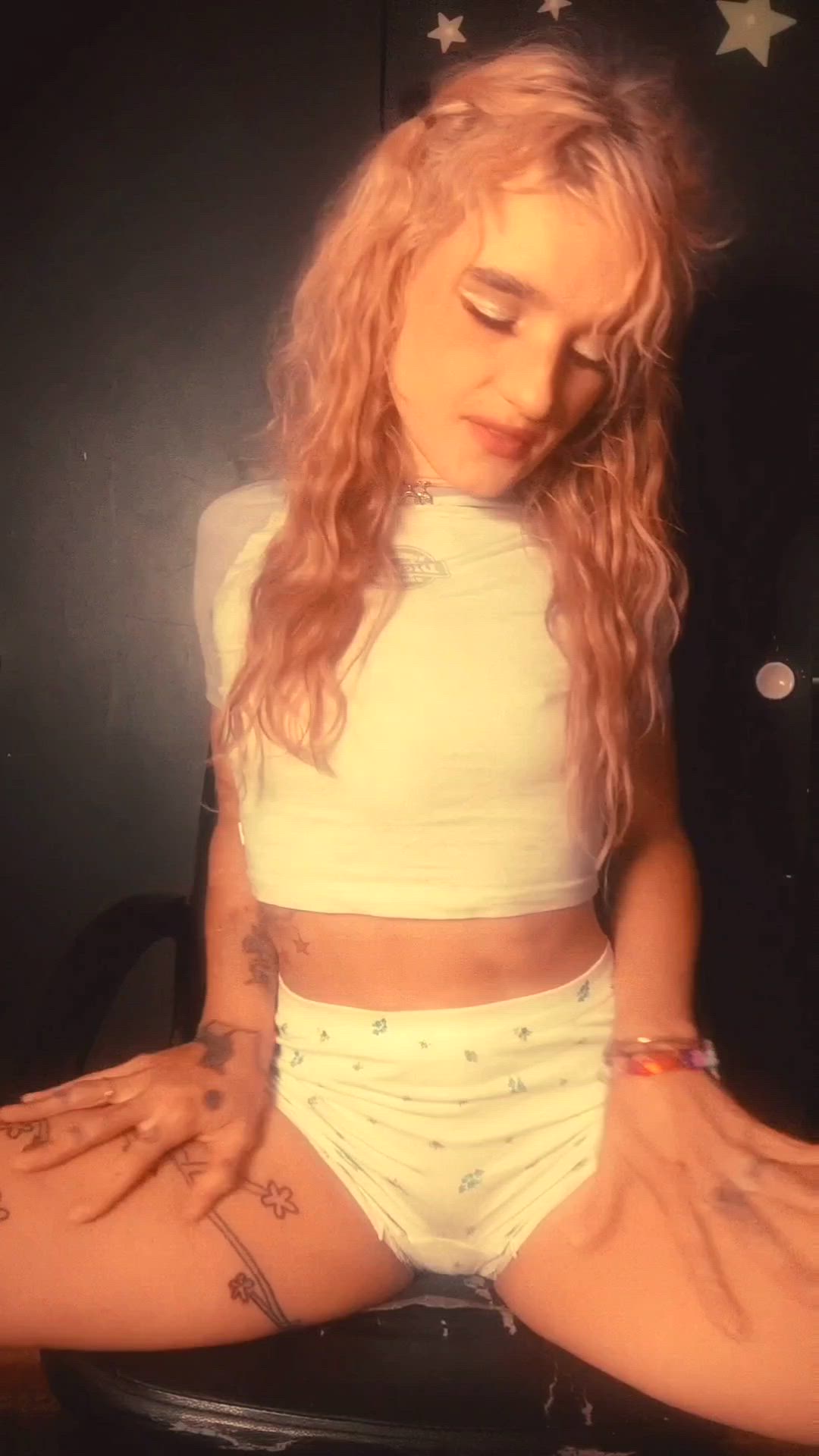  <strong>@moondrugzvip</strong> in see through clothing and messy pussy wet ass shaking tight pussy tiny slut porn video