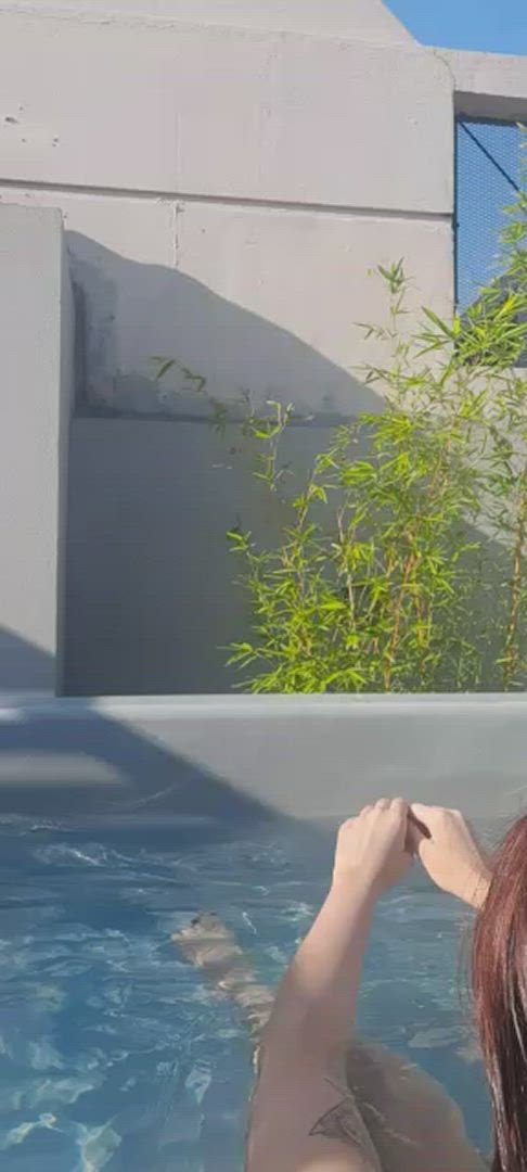 Nelacosplay <strong>@nelacosplay</strong> in big ass amateur bikini porn video