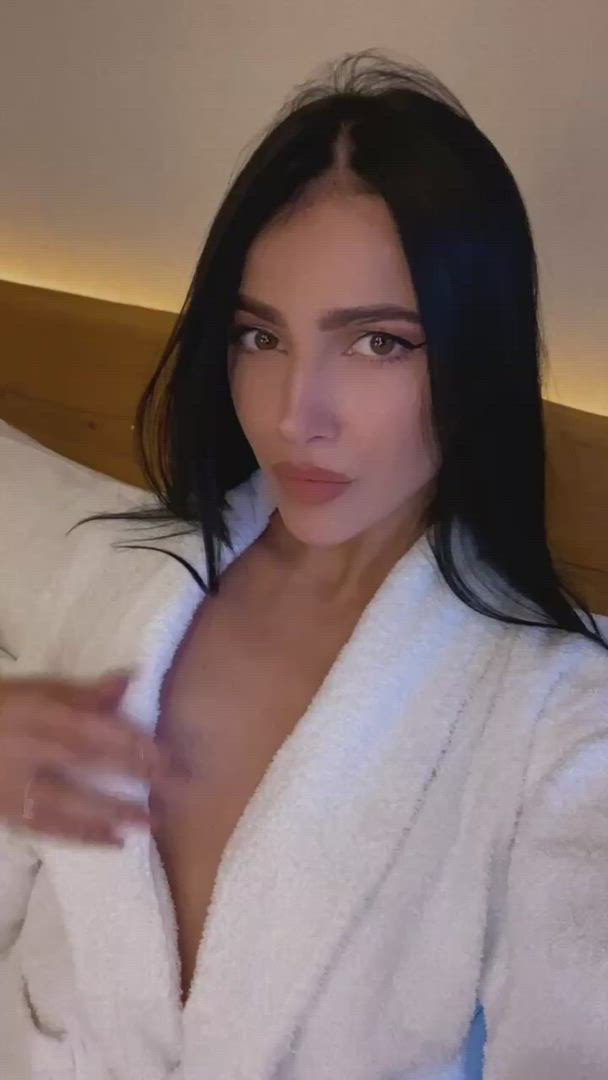 Nellybrownlove <strong>@nellybrownlove</strong> in porn video