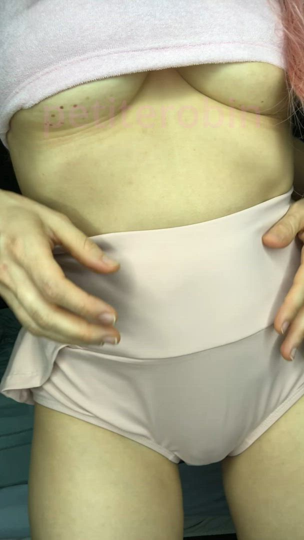Petiterobin <strong>@petiterobin</strong> in porn video