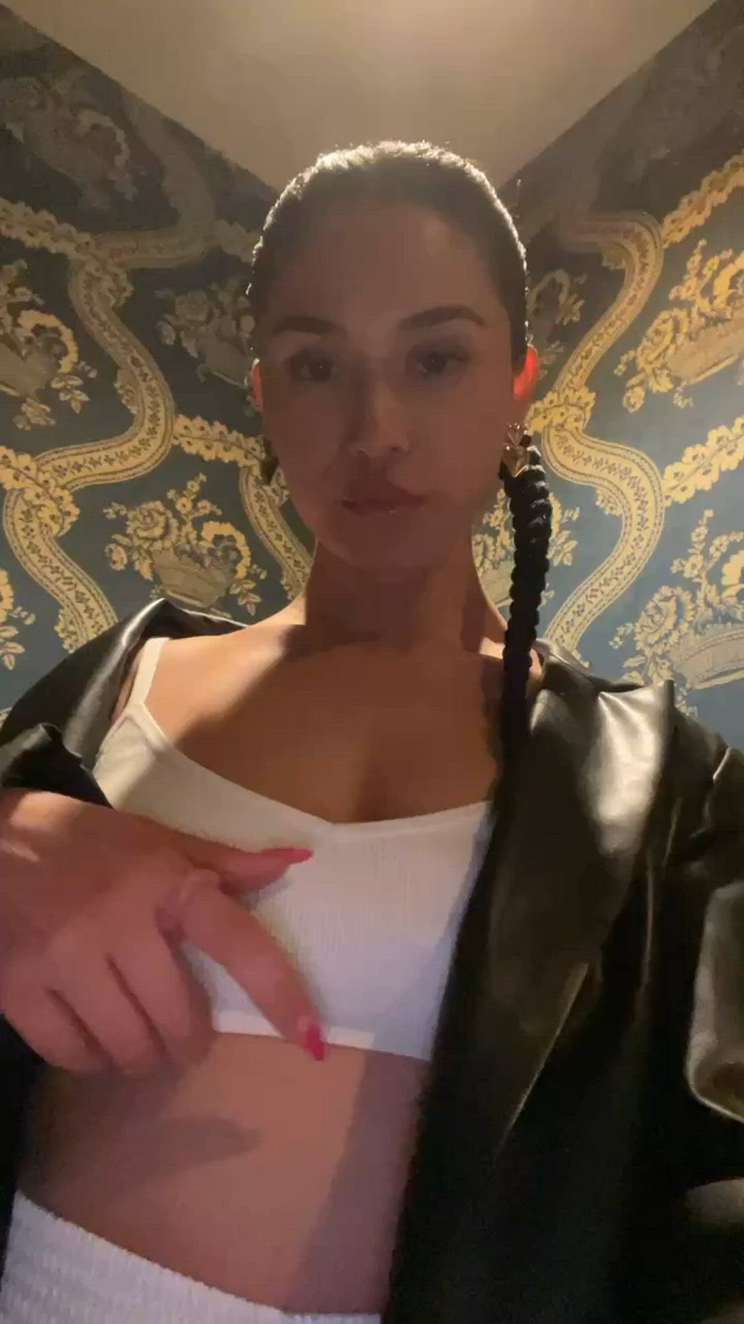  <strong>@pocahontasbunny</strong> in porn video