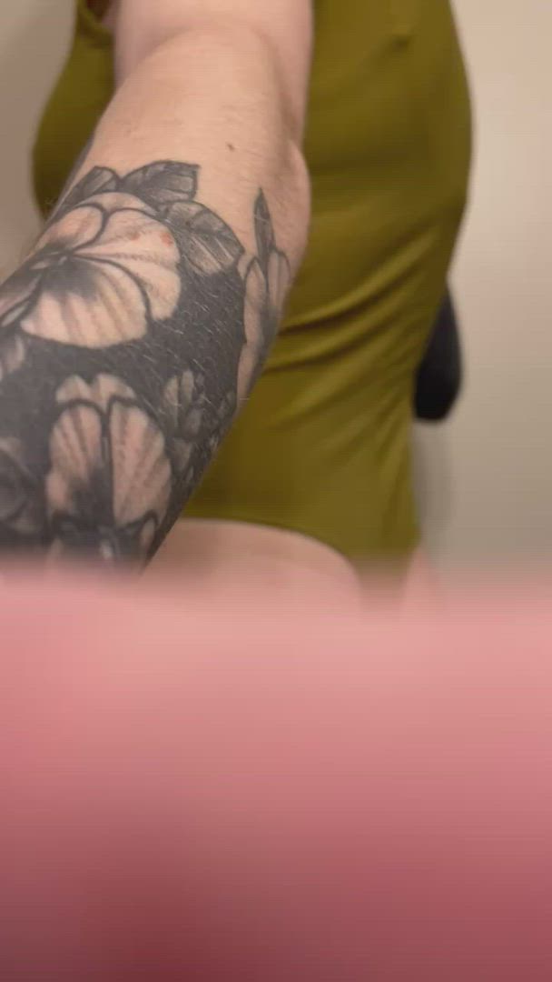 Princessriot3 <strong>@princessriot3</strong> in porn video
