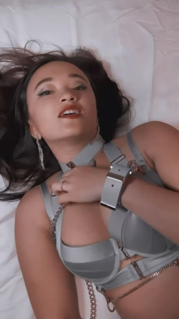 Ravenlynette <strong>@ravenlynette</strong> in porn video