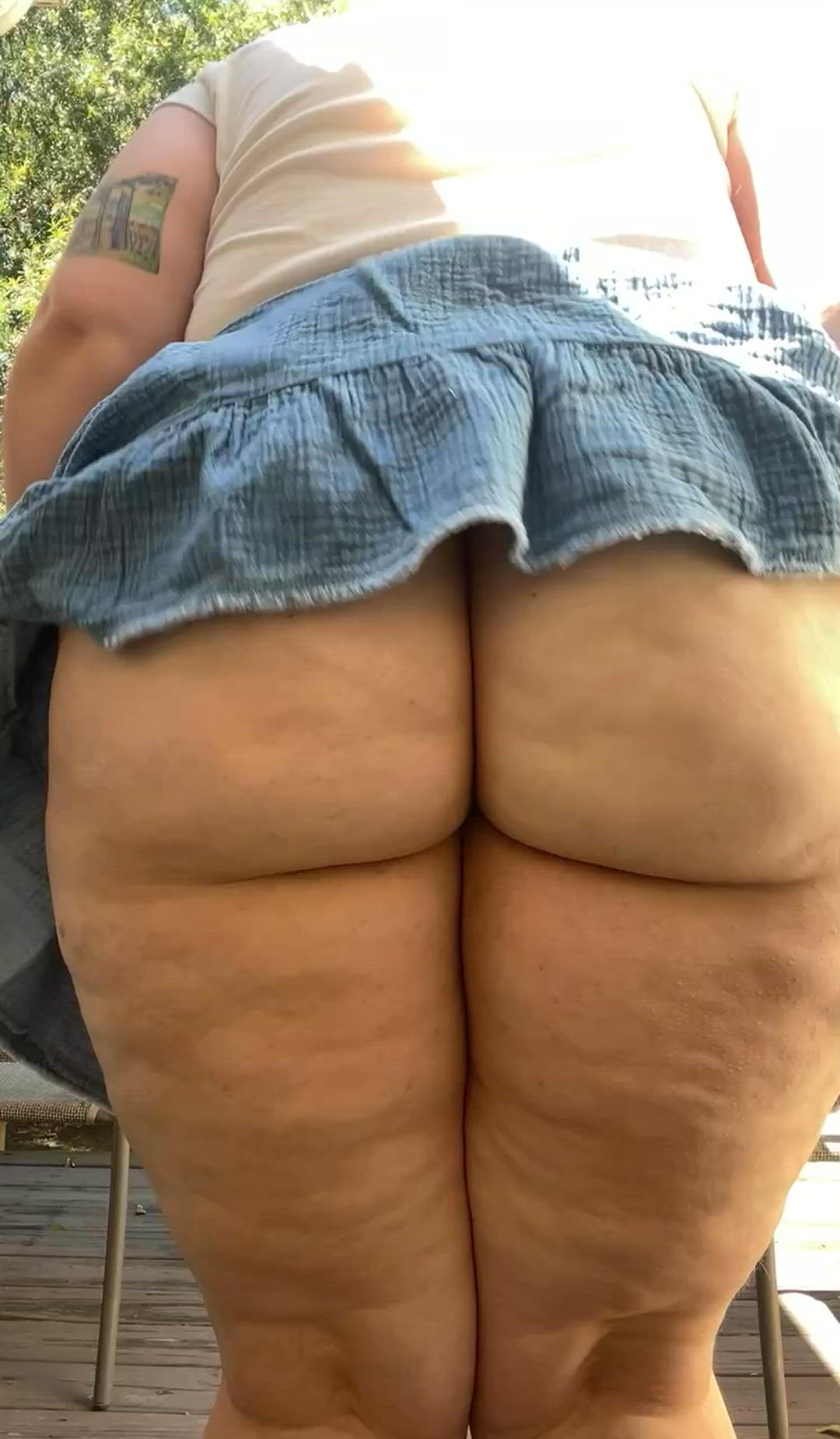  <strong>@rooftop-glows</strong> in big ass public bbw porn video