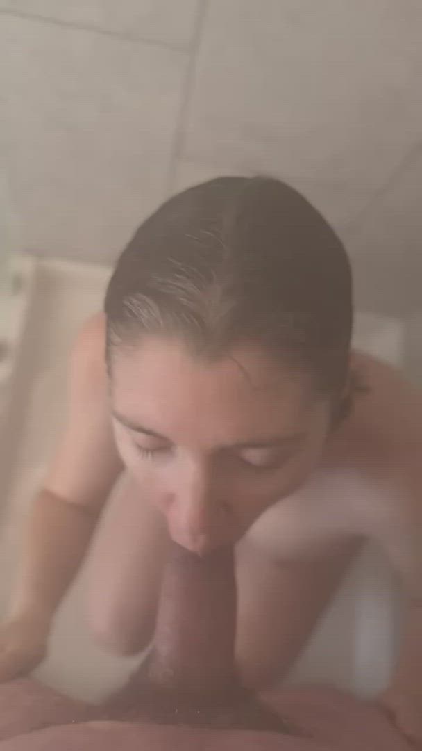 SexyPyroChick <strong>@sexypyrochick</strong> in real couple deepthroat blowjob porn video