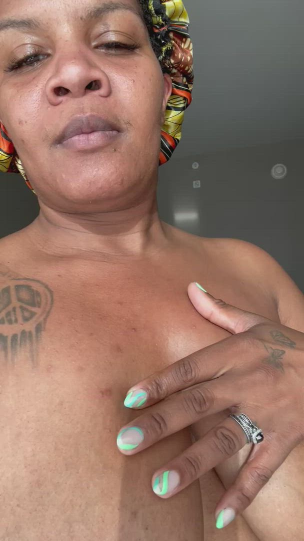 Shhhushaaa <strong>@shhhushaaa</strong> in nipple play tit worship tit fuck nipples sensual ebony thick tits porn video