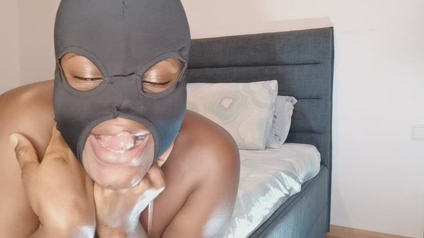  <strong>@smutty_luce</strong> in gag reflex deepthroat blowjob porn video