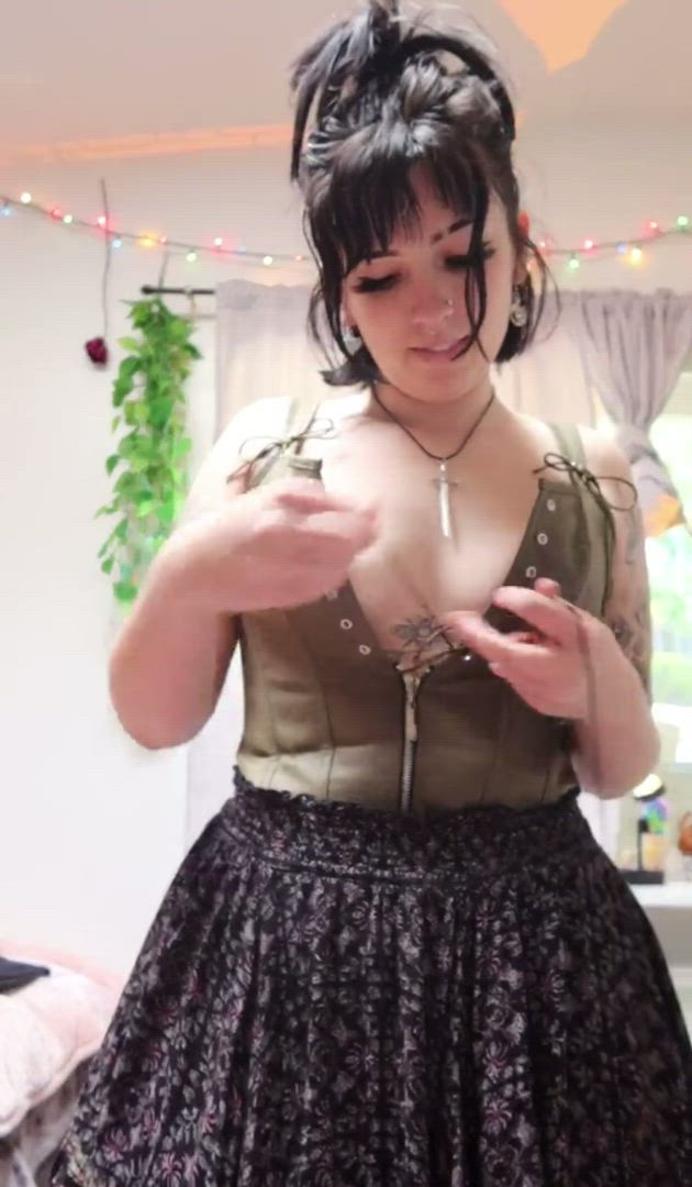 Sunnysunrayss <strong>@sunnysunrayss</strong> in porn video