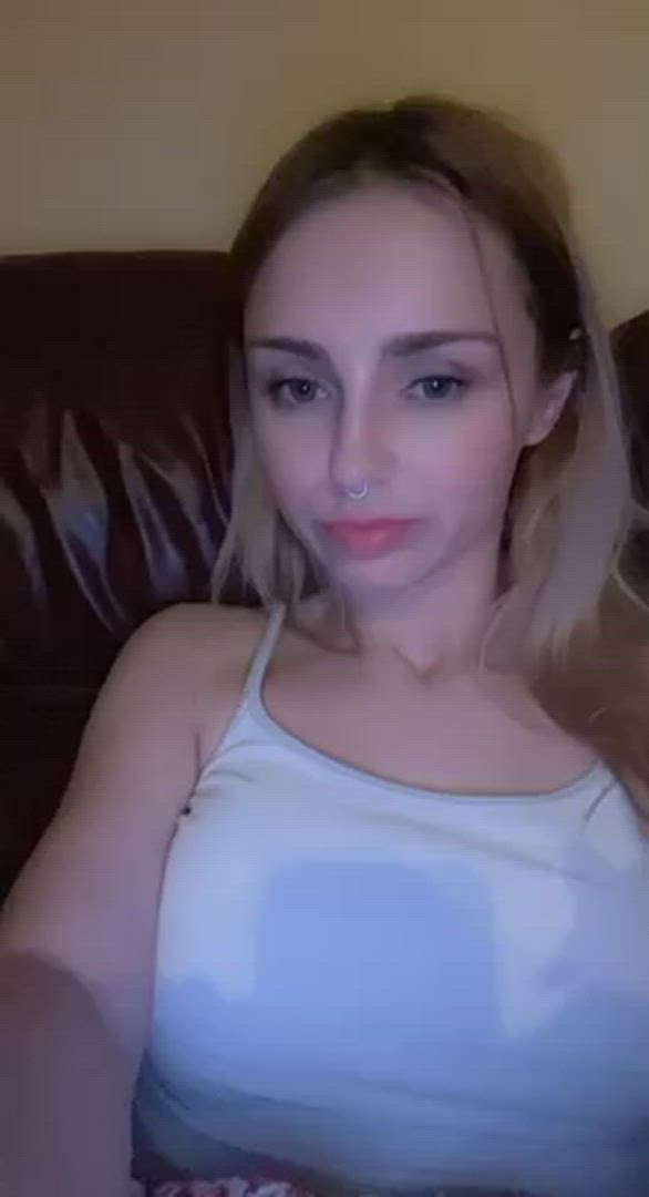 Sydneybates <strong>@sydneybates</strong> in porn video