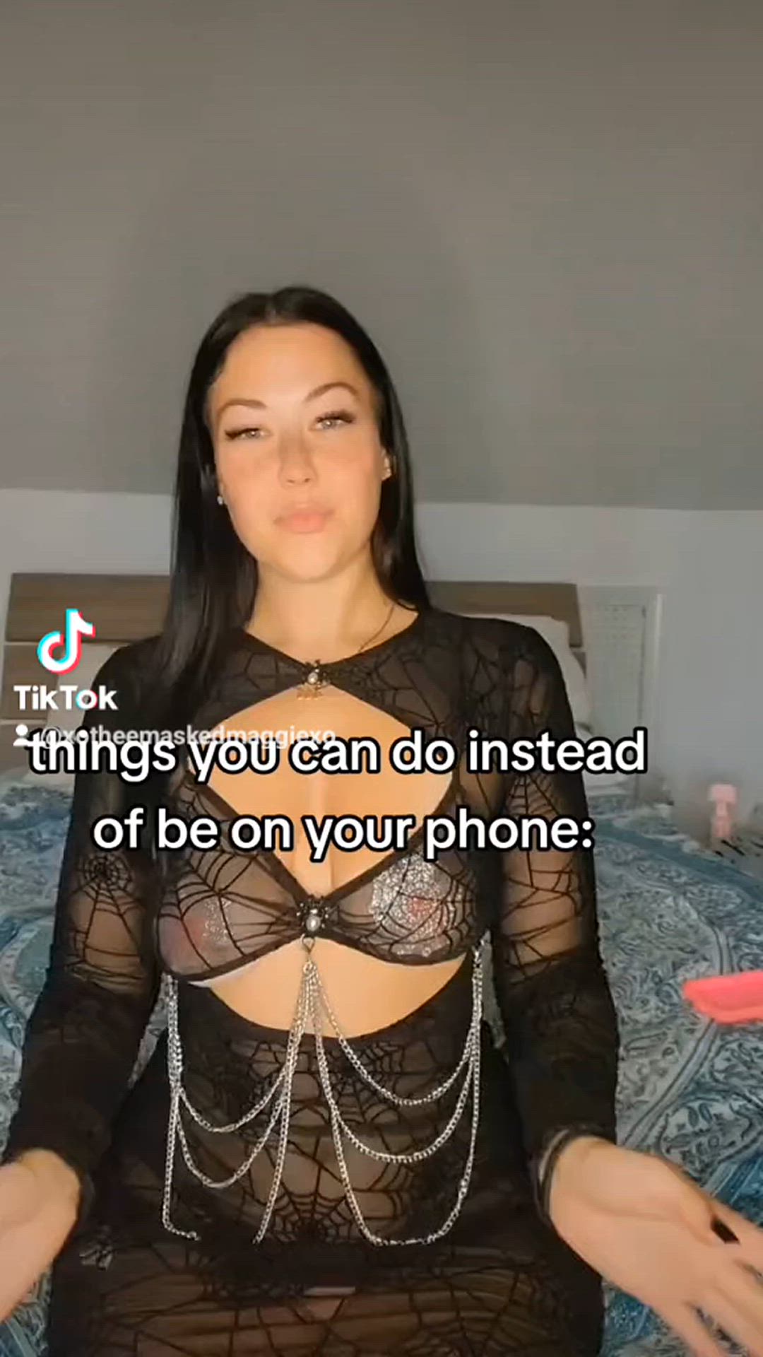 Theemaskedmaggie <strong>@theemaskedmaggie</strong> in porn video