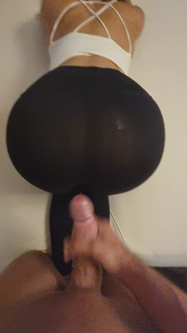 Thehandjobgod <strong>@thehandjobgod</strong> in pants yoga brunette cfnm porn video