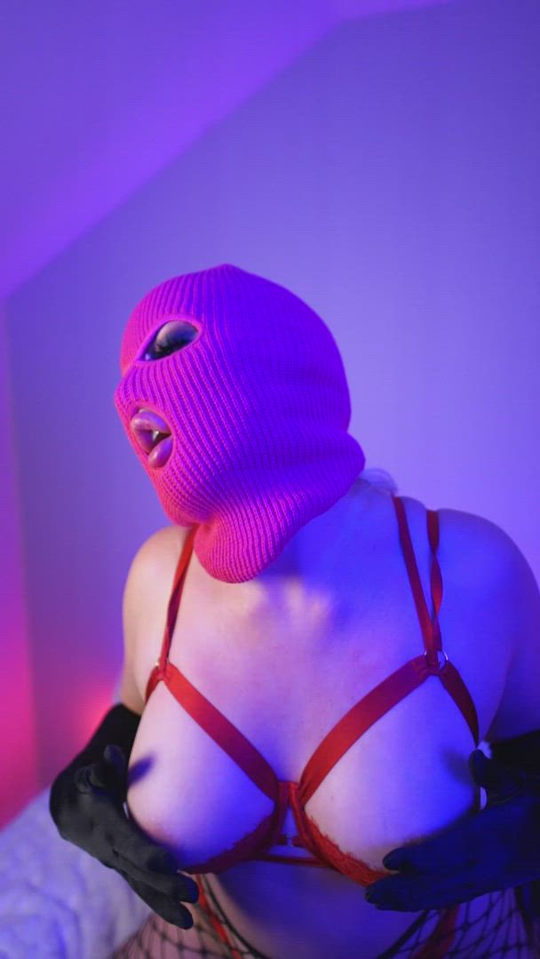 Thiccerino <strong>@thiccerino</strong> in slow motion amateur blonde porn video