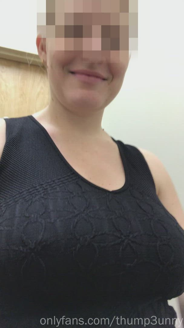 Thump3unny <strong>@thump3unny</strong> in big huge tits titty drop onlyfans boobs milf mom porn video