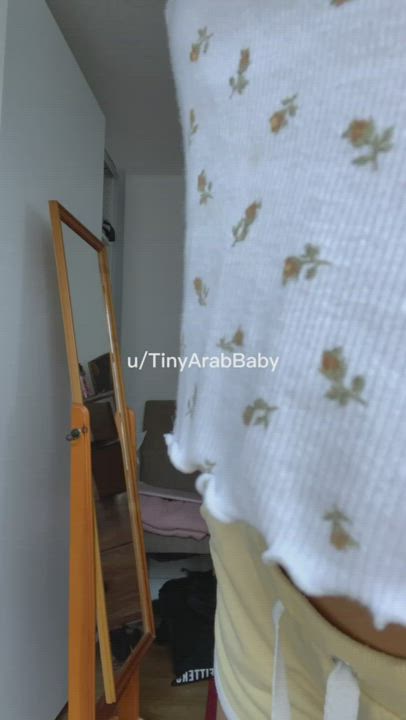 Tinyarab <strong>@tinyarab</strong> in 19 years old asian arab porn video