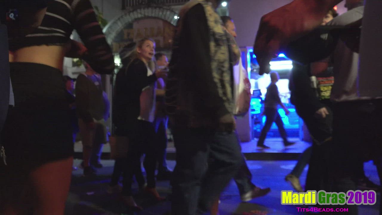  <strong>@tits4beads</strong> in porn video