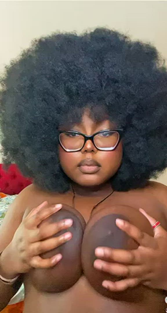 Valenxiaga <strong>@valenxiaga</strong> in 21 years old tit worship boobs ebony tits porn video