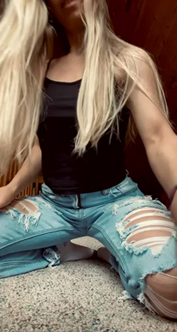  <strong>@xoxxochloe</strong> in titty drop big tits milf porn video
