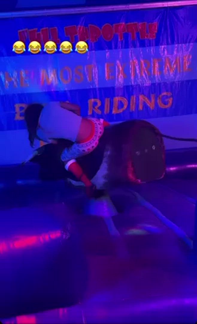 Youshouldeatastrawberry <strong>@youshouldeatastrawberry</strong> in porn video