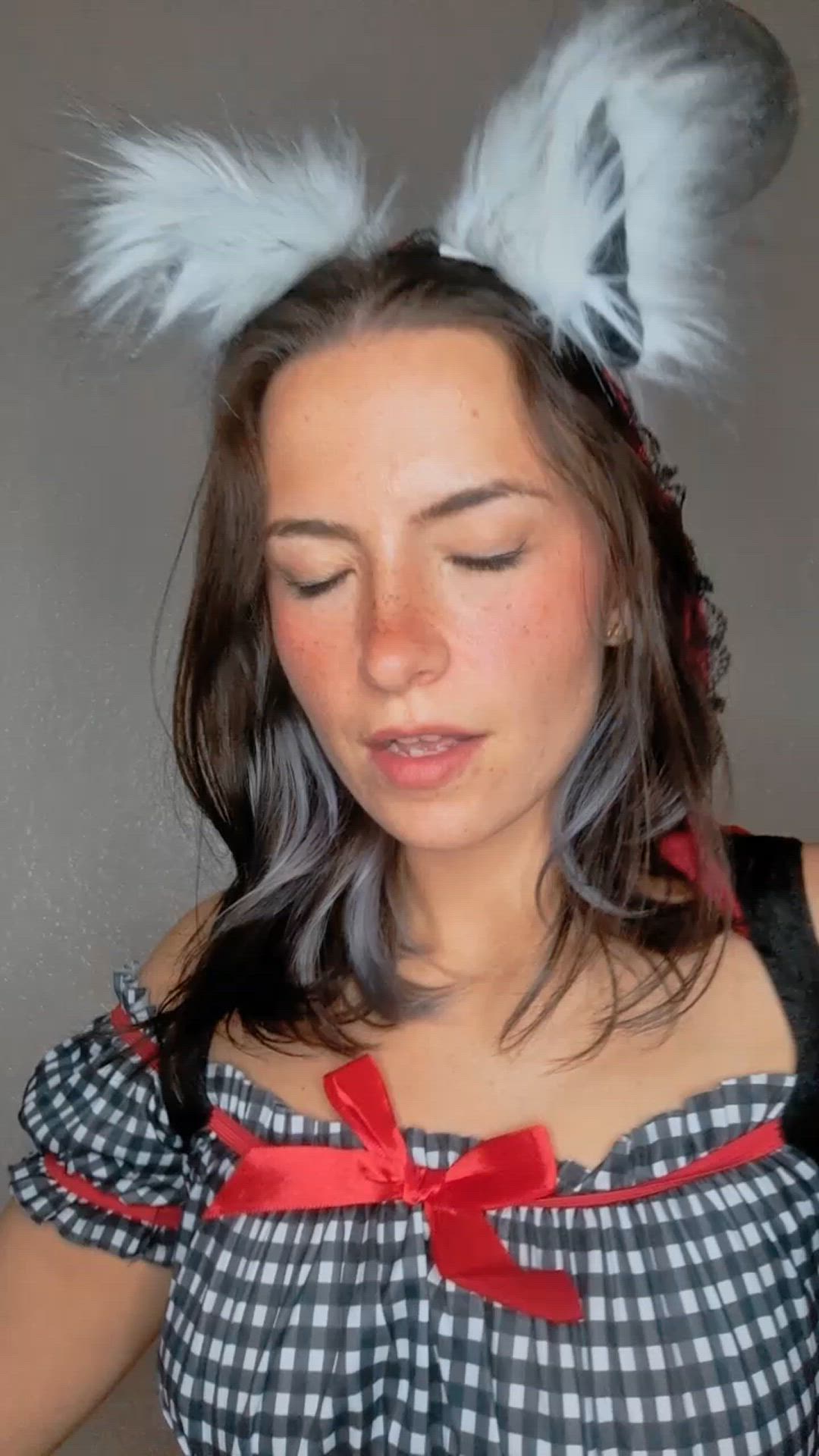 Palebluevanilly <strong>@palebluevanilly</strong> in natural tits white girl brunette onlyfans boobs porn video