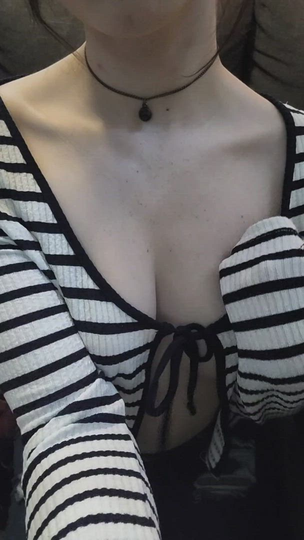 PaleVixen <strong>@thepalevixxen</strong> in porn video