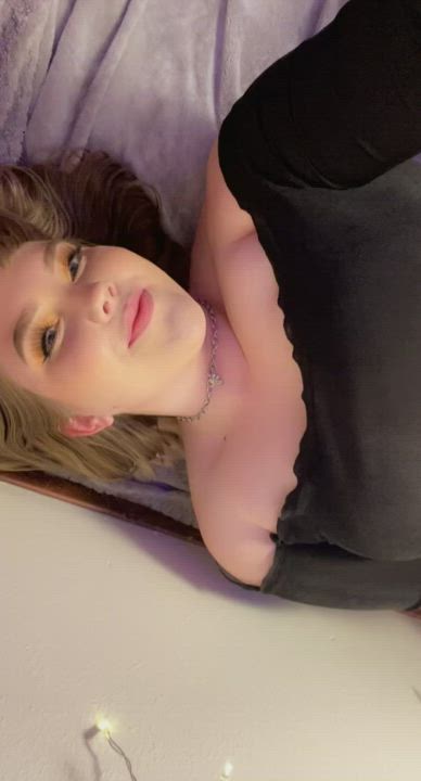 Peach ?  <strong>@peachylilslut</strong> in 19 years old hairy pussy white girl pussy wet sex toy porn video