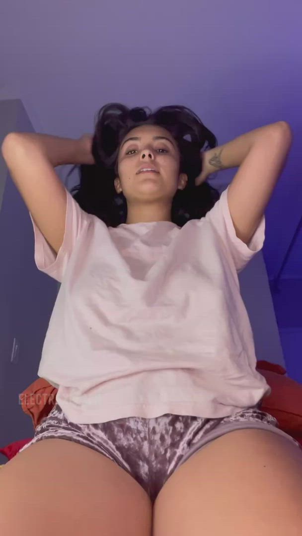 Peaches  <strong>@electraxpeach</strong> in big tits latina curvy porn video