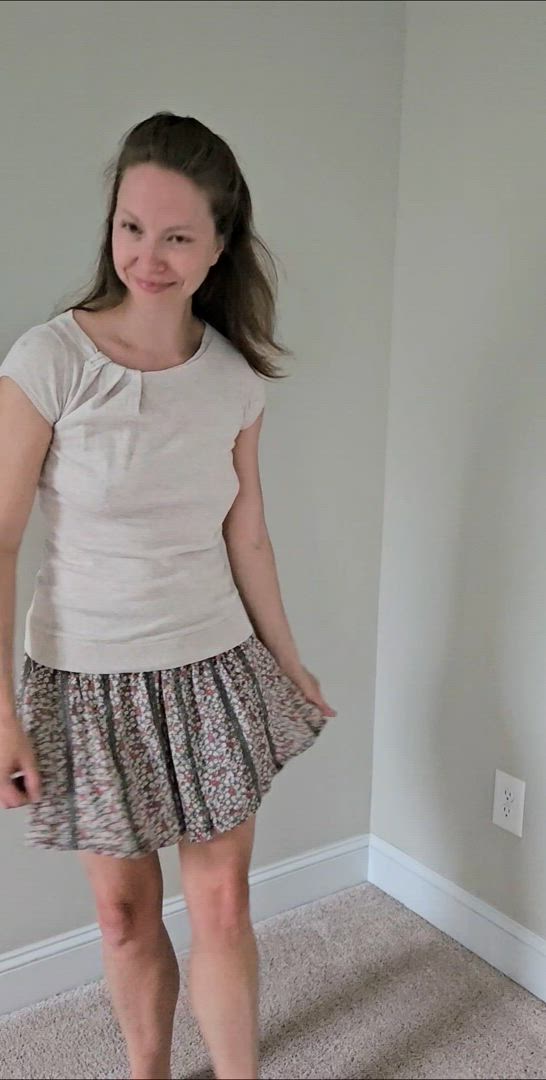 Peachesleigh23 <strong>@sweetpeachesleigh</strong> in porn video