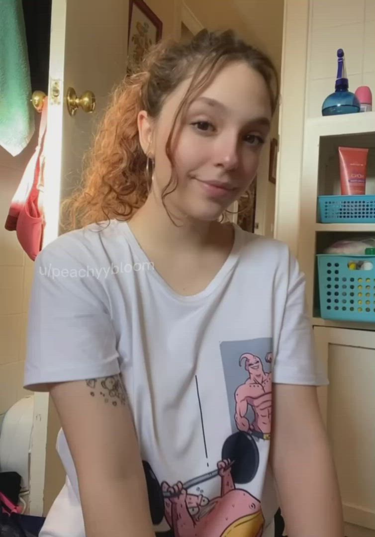 Peachyy? <strong>@peachyybloom</strong> in porn video