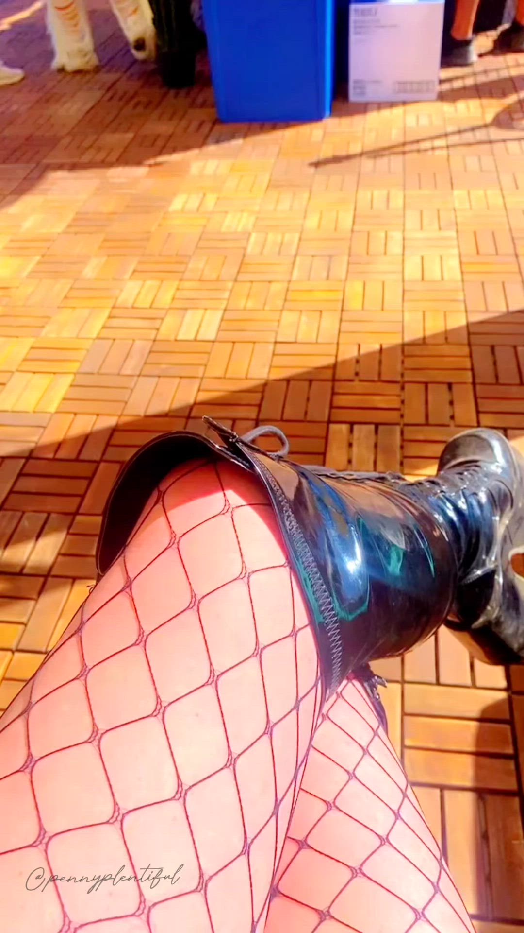  <strong>@pennyplentiful</strong> in foot licking femdom boots porn video