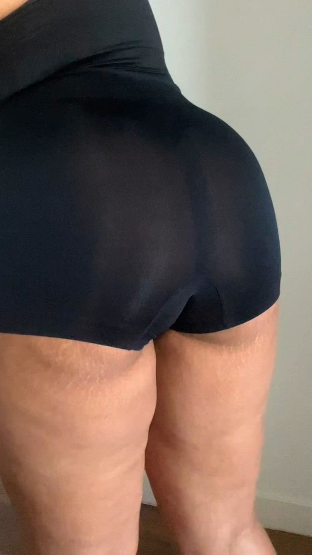 Pia the Princess <strong>@venusofnow</strong> in big ass erotic curvy porn video