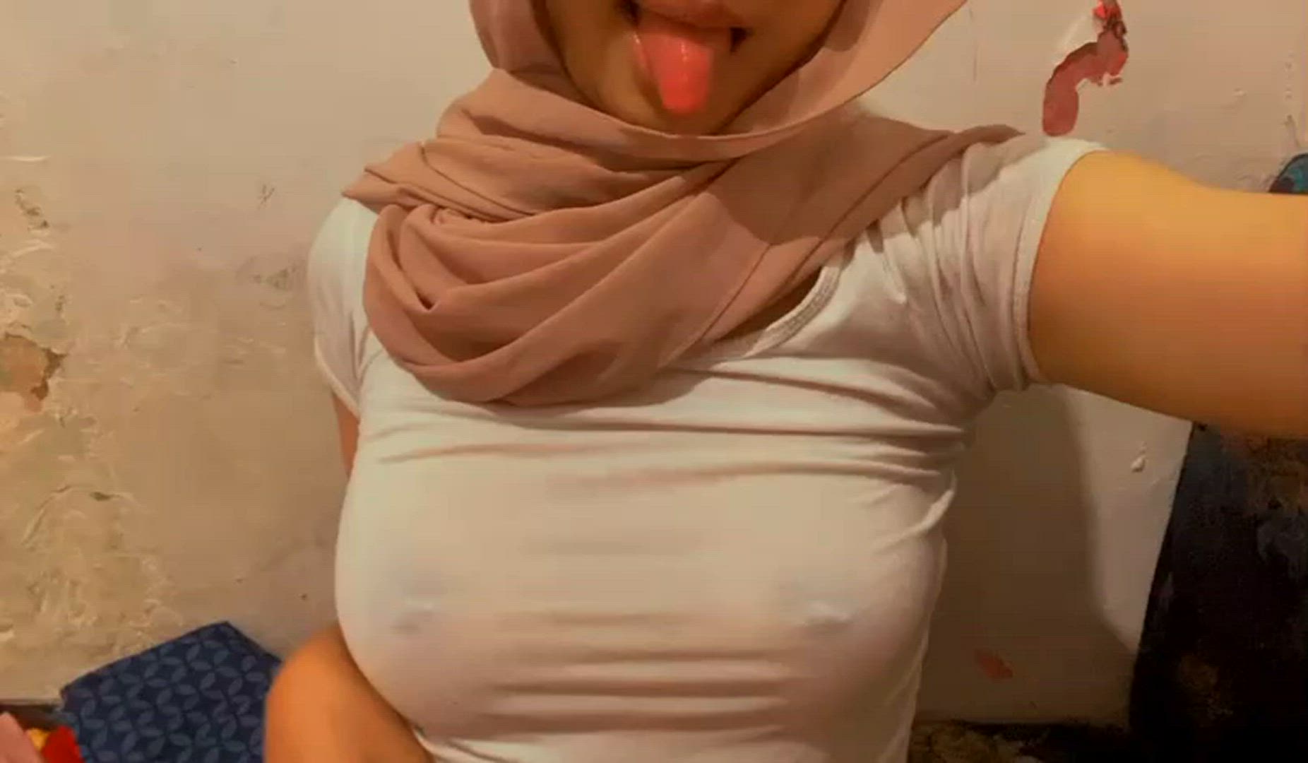 Piercedlenof <strong>@piercedley</strong> in natural tits amateur asian porn video