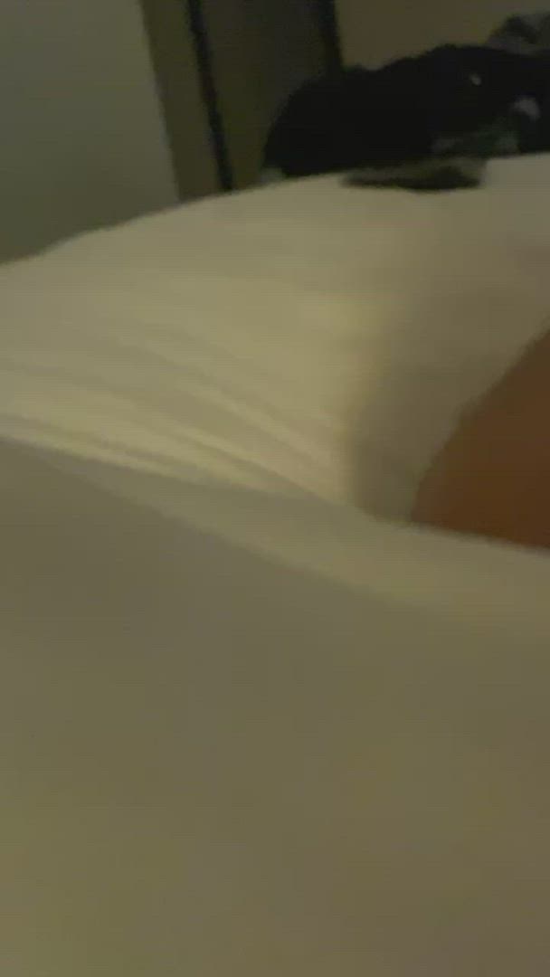 PlagueDaddy404 <strong>@babiplague</strong> in face smothering handcuffed big dick homemade blonde petite porn video