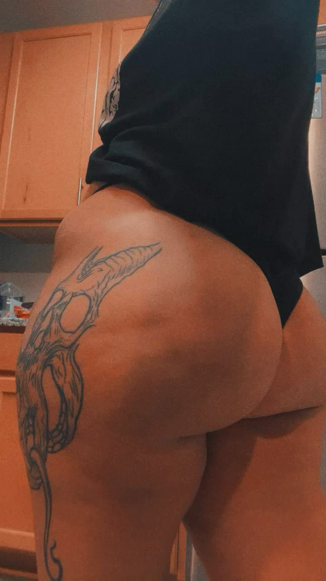 Plustoxic2 <strong>@itsgypsylulu</strong> in big ass amateur booty porn video