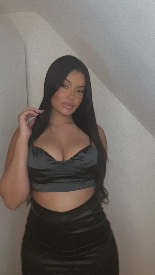 Pocahontasldn <strong>@virginjuliamiami</strong> in native american latina pretty porn video