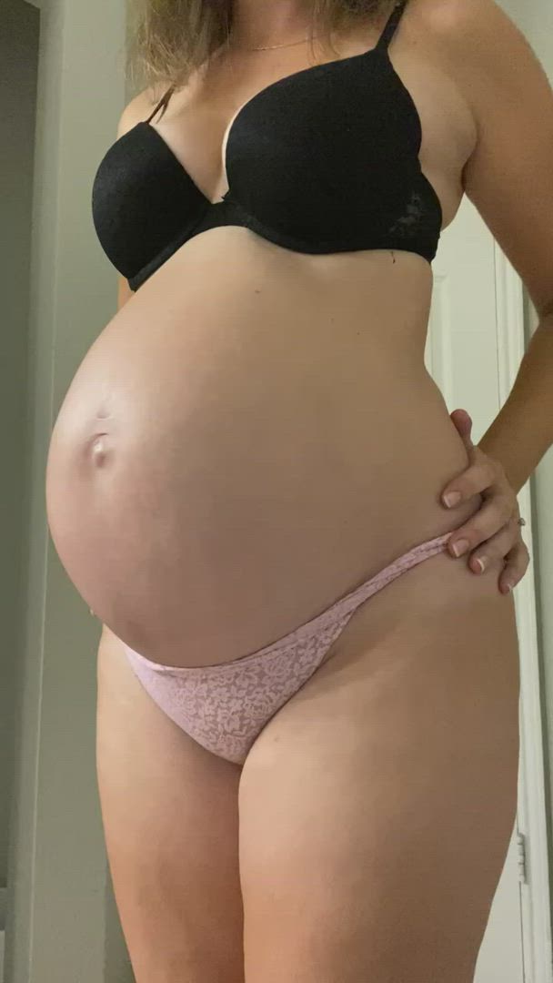Preggosmashme <strong>@smashme22</strong> in porn video