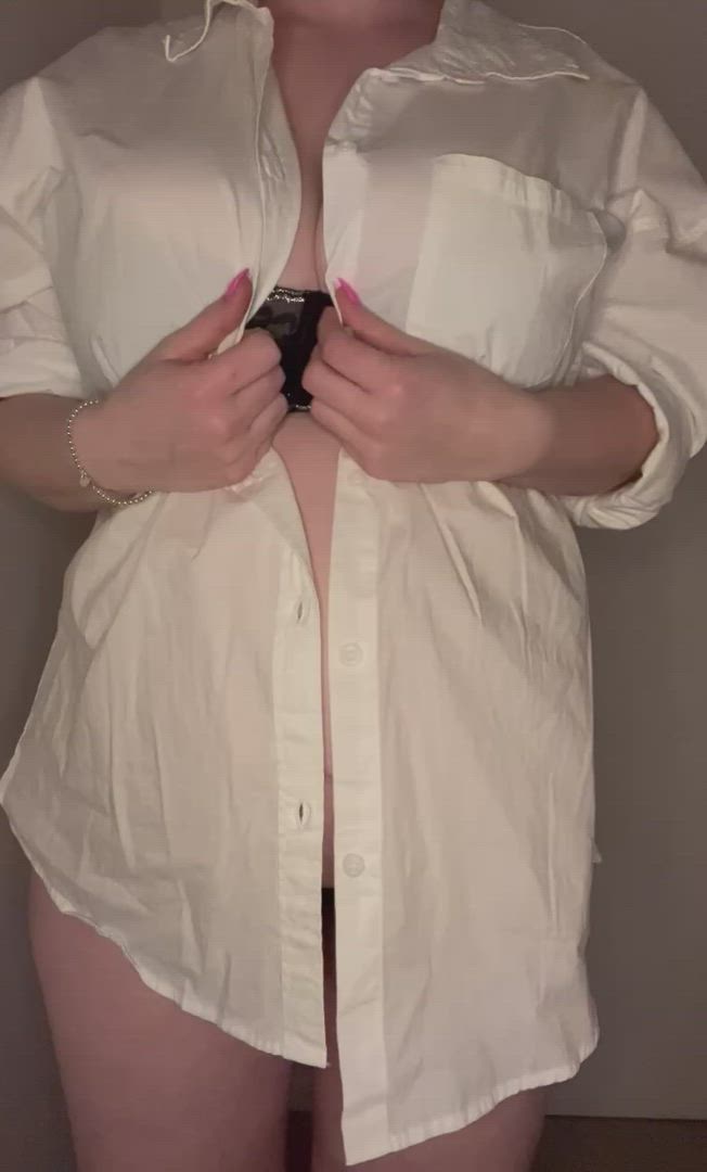 Pregmummy <strong>@pregnanthotwife8</strong> in porn video