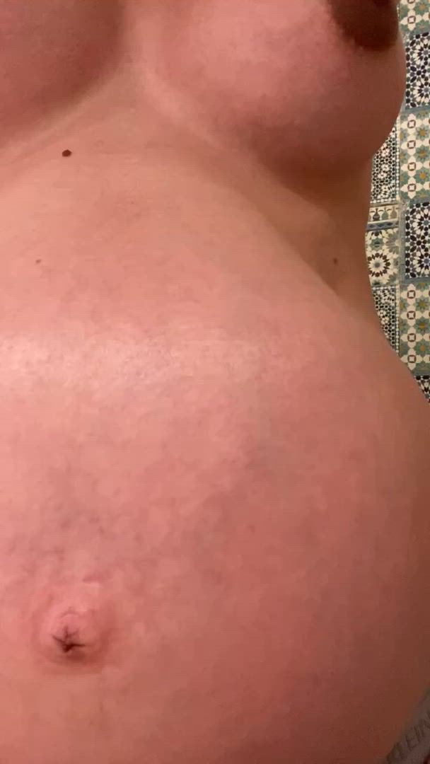 Pregnantladyy <strong>@frenchpregnantlady</strong> in porn video