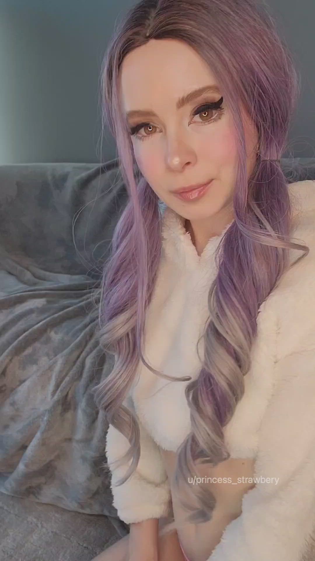 Princess_strawbery <strong>@princess_strawbery</strong> in natural tits homemade amateur porn video