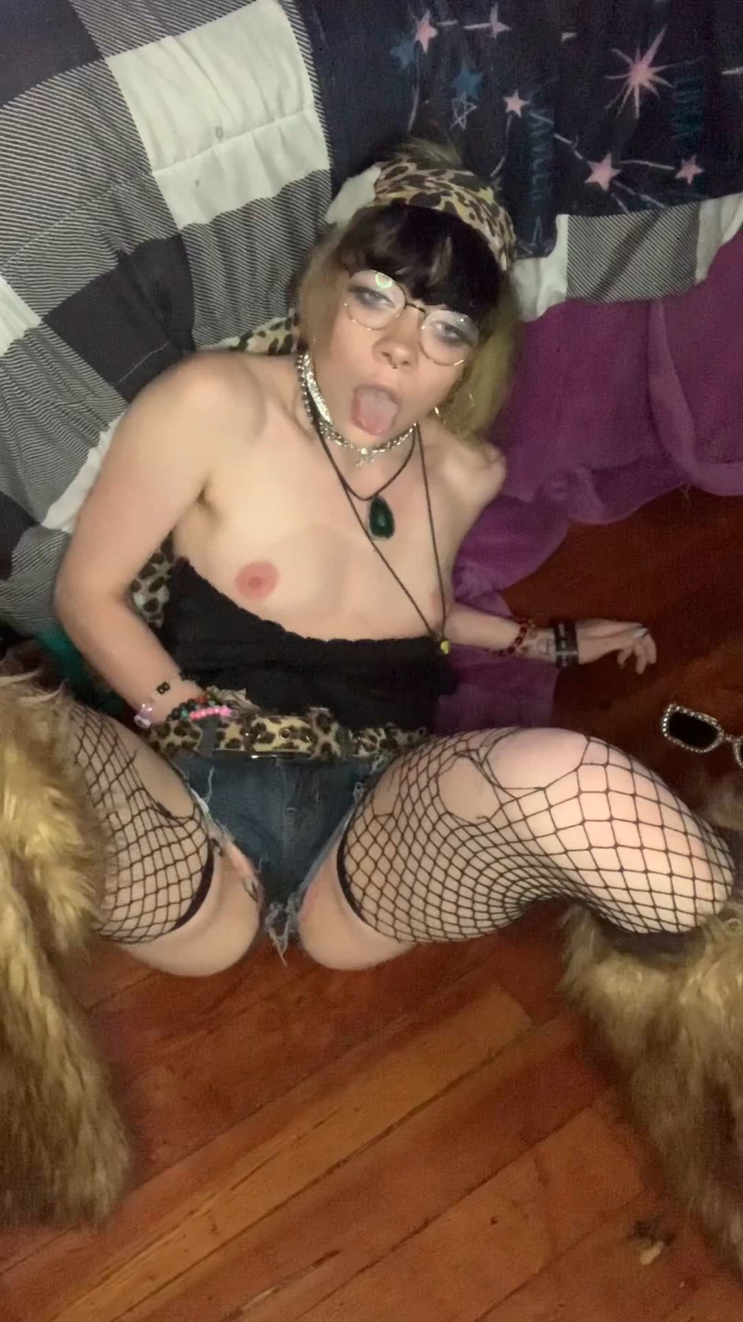 Purpl3h4z3 <strong>@purpl3_h4z3</strong> in porn video