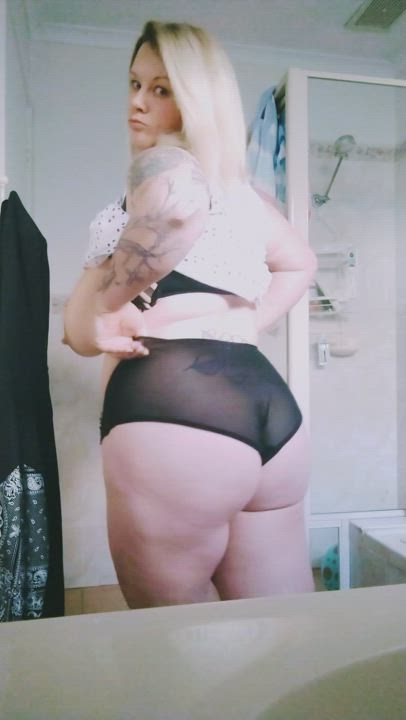 Queen Rose <strong>@queenoftheroses</strong> in clapping ass big nipples big tits big ass milf pawg porn video