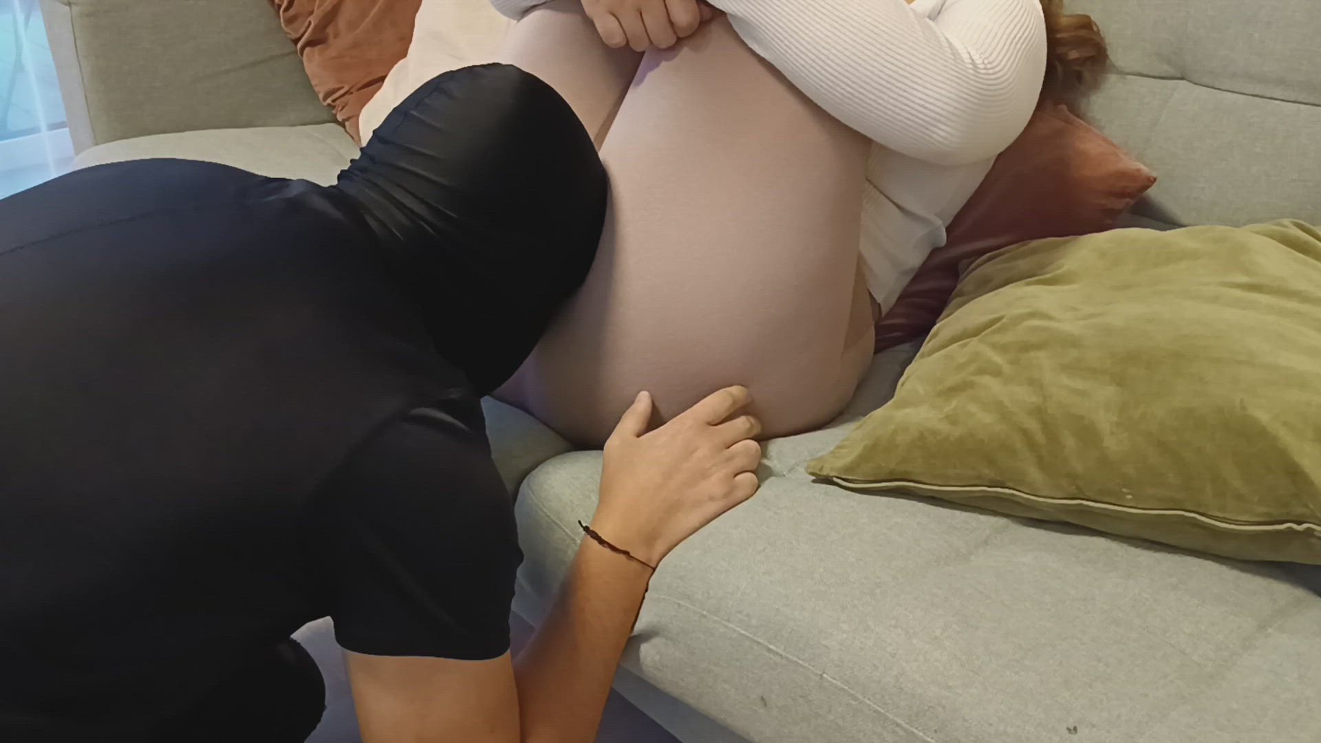 Queensylvia <strong>@itsqueensylvia</strong> in farting smothering face bubble butt fetish fart big ass no face porn video