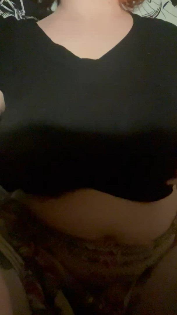 Quin <strong>@quinacridone</strong> in porn video